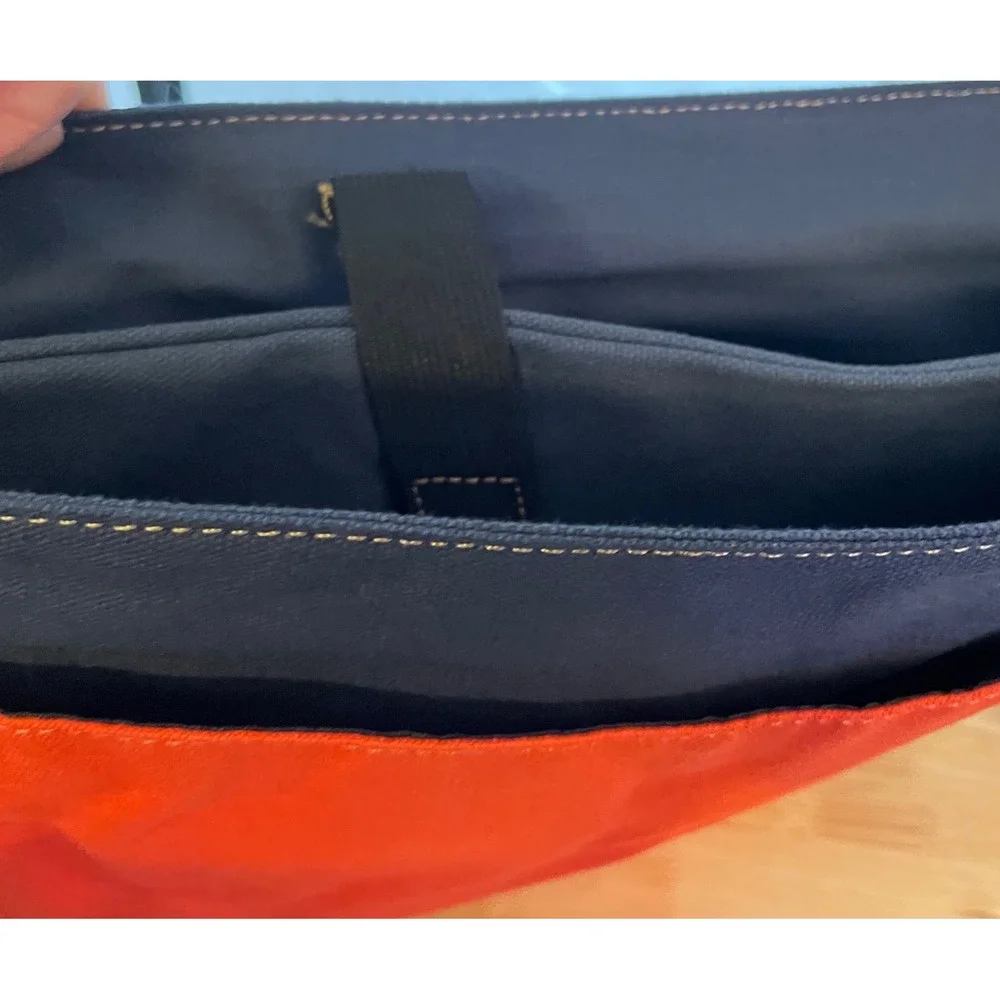 Warner Bros Messenger Bag Navy Orange Grey Felt‎ Laptop Sleeve WB Shield Logo